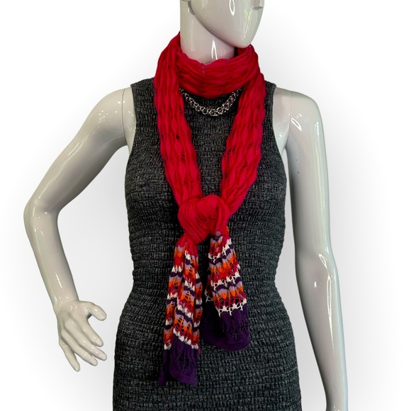 Missoni Scarf - Colourful & Lacey - Picture 3 of 10